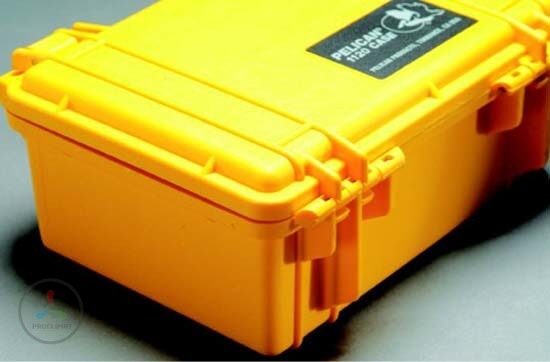 Жесткий кейс Zarges Peli Case 46852 с делителем